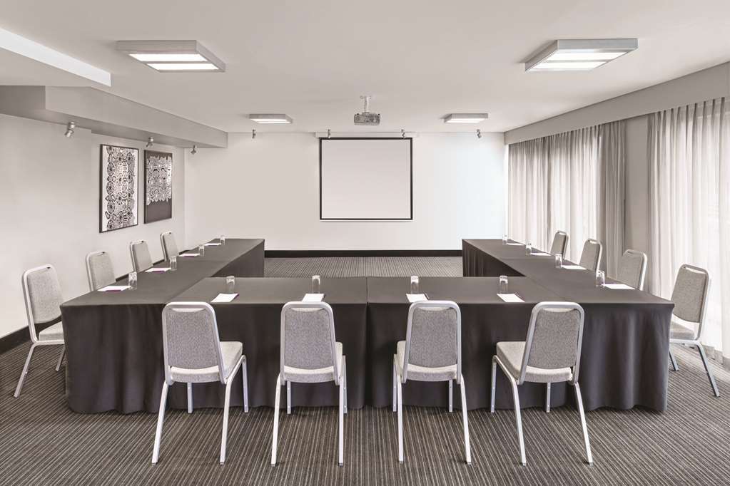 Adina Apartment Hotel Darwin Waterfront Facilities photo
