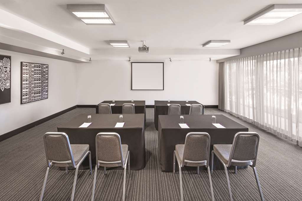 Adina Apartment Hotel Darwin Waterfront Facilities photo